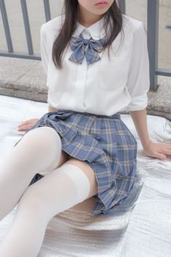 [森萝财团] R15-039 百褶裙白丝美足