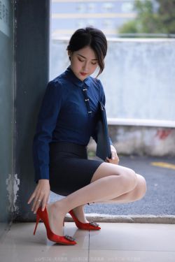 IESS异思趣向 – 模特：小宝 《都市女白领》