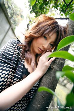 美月れいな/美月丽奈《Ill-humored Fruits》 [Graphis] Gals