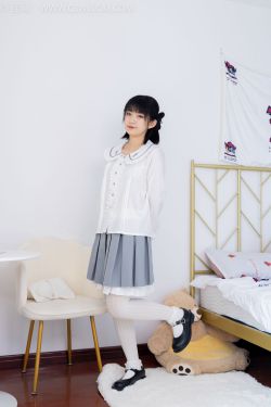 物恋传媒 No.1528 暗月-夏日葡萄