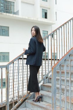 IESS异思趣向 – 模特： 小九 《新人报道啦》