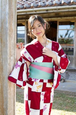 村上友梨《たわわに実った…真夏の果実！》 [YS Web] Vol.561