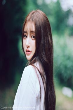 丹妮Danny《运动滑板人体抹油与浴室湿身》 [秀人XIUREN] No.994