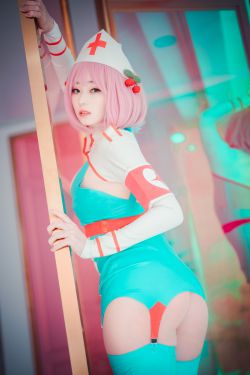 [DJAWA]  BamBi – Cling To Latex