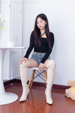 物恋传媒 No.1733 美兔 – 月光爱人