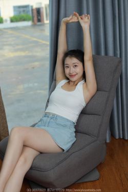 IESS异思趣向 – 模特： 小婕 《清爽凉鞋》