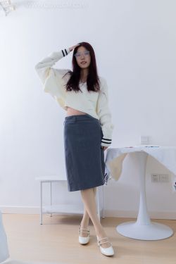 物恋传媒 No.1803 茯苓 -香水有毒