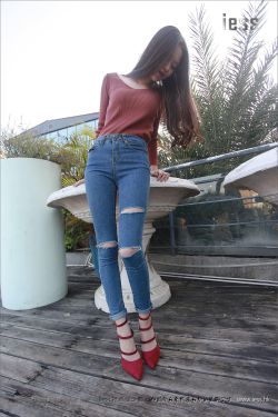丝足便当102 佳爷 《仙女牌牛仔裤与高跟肉丝》[IESS异思趣向]