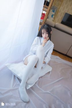 [兔玩映画] – 萝莉的衬衫一级棒！