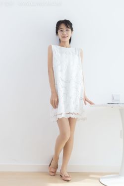 物恋传媒 No.1737 菜菜 – 雪绒花