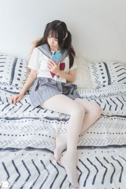[兔玩映画] – 妹妹的可爱白丝