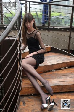 [IESS异思趣向] NO.185 草莓《楼梯的拐角处2》