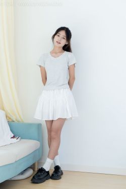 物恋传媒 No.2121 芋泥 – 清澈海浪的吟唱