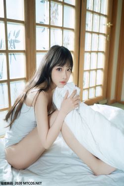[喵糖映画] VOL.143 小鹿鹿 日系白T私房
