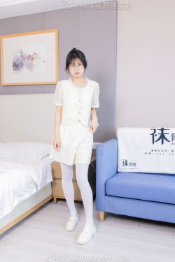 BoBoSocks袜啵啵 No.421 奶油 – 皮鞋、厚白丝、瑜伽动作时老头乐挠脚剧情