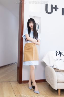 BoBoSocks袜啵啵 No.521 甜甜圈 – 制服、高跟鞋、薄肉丝、裸足