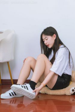 物恋传媒 No.1716 美兔 – 纯白山茶花