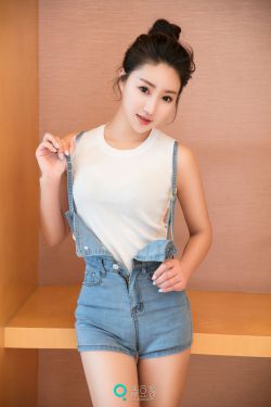 佳琪《吊带牛仔+透视装+薄纱》 [青豆客]