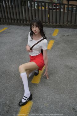 IESS异思趣向 – 模特： 团团 《红裙子（上）》