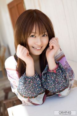 Rina Ishihara 石原莉奈 [Graphis] First Gravure 初脱ぎ娘