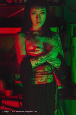 王思匀《纹身少女的风情》 [Bololi波萝社] BOL.087