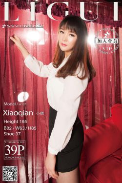 [丽柜LiGui] Model 小倩《职业装灰丝高跟美足》美腿玉足写真图片