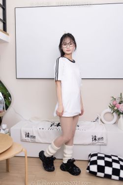 BoBoSocks袜啵啵 No.376 甜甜圈 -运动鞋、堆堆袜套、白丝