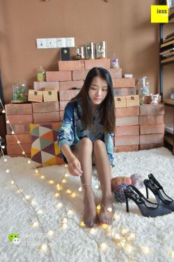 丝享家097 婉萍 《被缠绕的灰丝美脚》[IESS异思趣向]