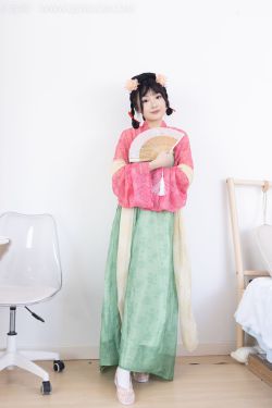 物恋传媒 No.2297 嘟嘟 – 布鞋、白棉袜、古装、半脱袜子剧情