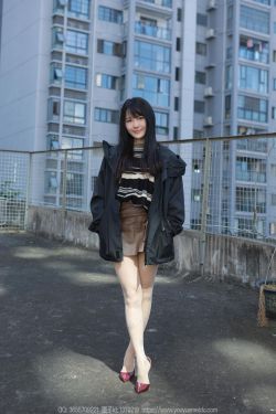 IESS异思趣向 – 模特： 婉萍 《晒晒太阳》