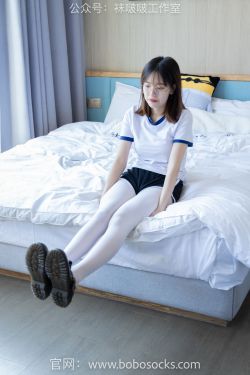 BoBoSocks袜啵啵 No.108 小甜豆-皮鞋、厚白丝、踩奶油蛋糕剧情