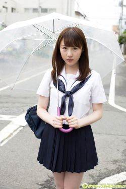森山結衣《バレエの特技を活かした柔軟性が自慢19歳》 [DGC]
