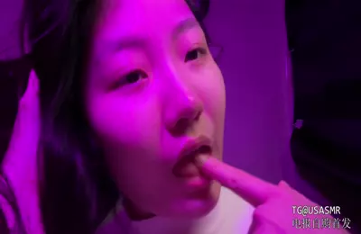 KC好想睡觉_情景模拟系列_1.26福利回躺在女友腿上睡觉