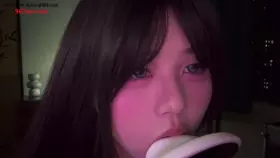啵啵眠眠_超近距离天鹅