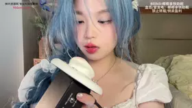 椰椰拿铁_由远及近的穿透天鹅