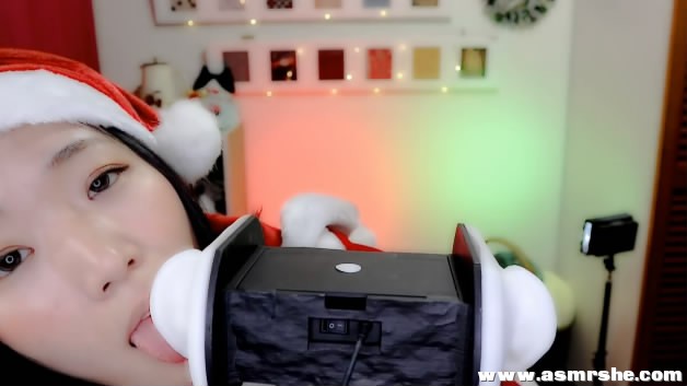 圣诞女孩舔耳1小时 川井ASMR