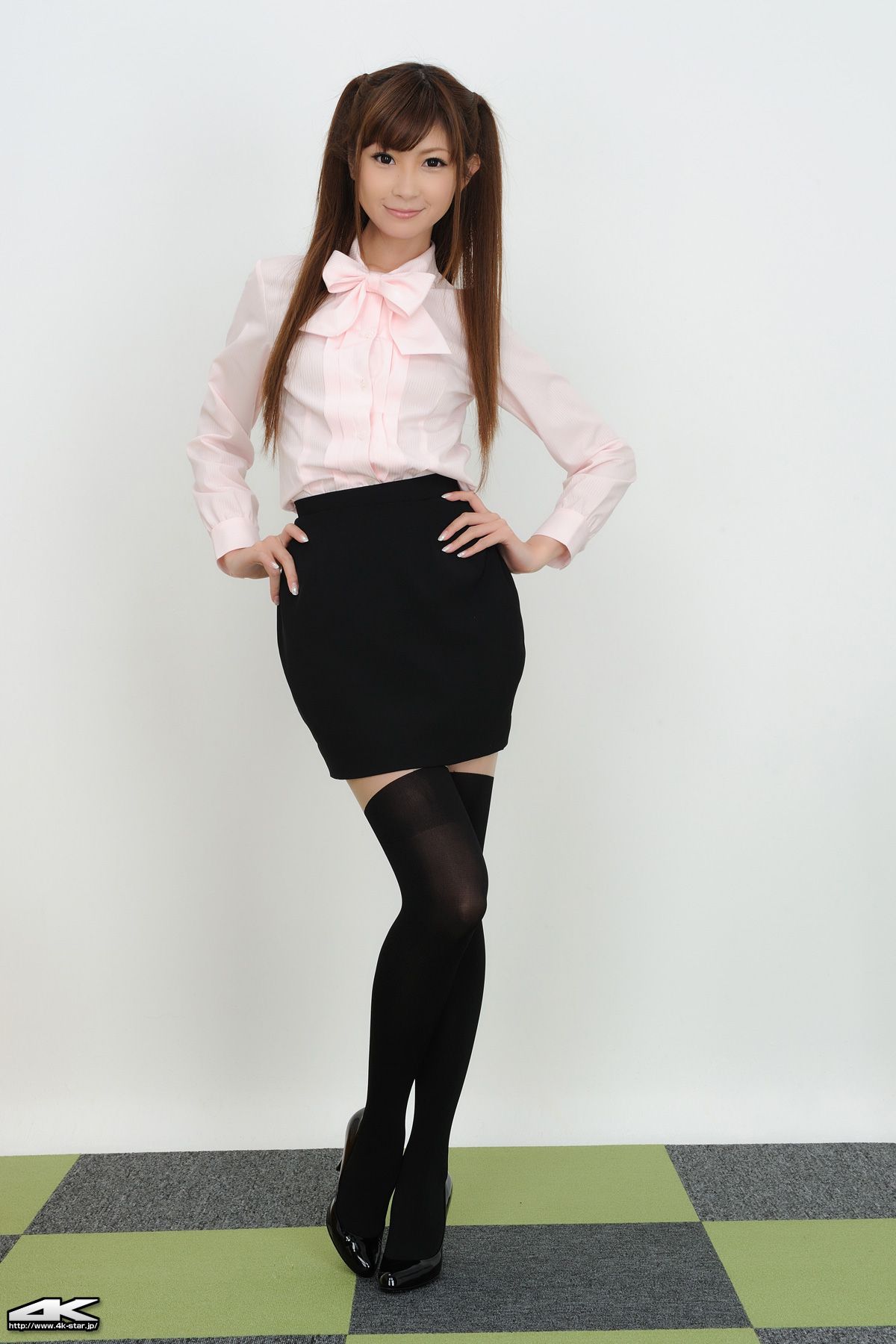 [4K-STAR] NO.00014 佐崎愛里 Office Lady 黑丝长筒袜_第2张