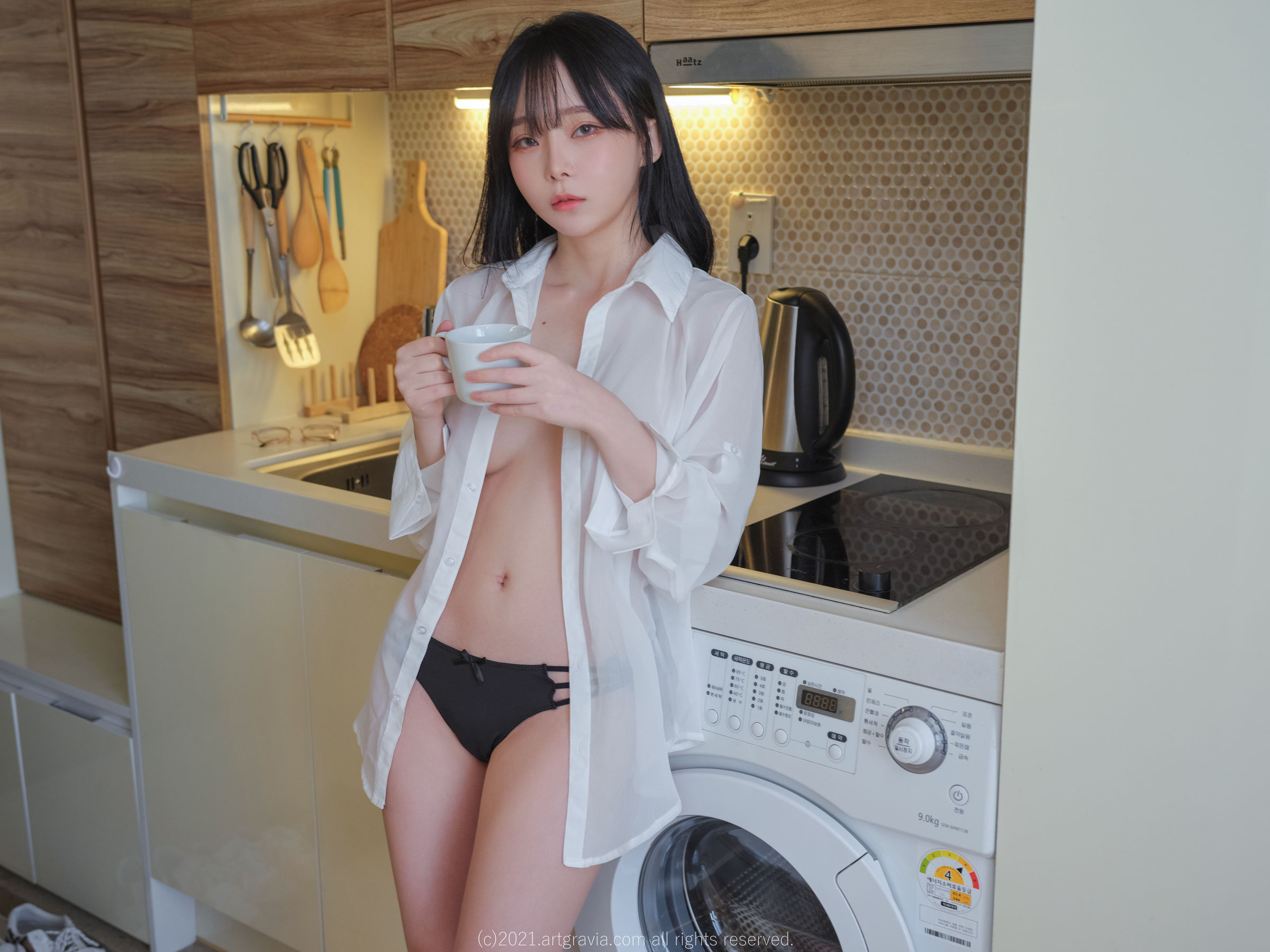 [ARTGRAVIA] VOL.261 Ming Sunha - 白衬衫女友居家诱惑_第1张
