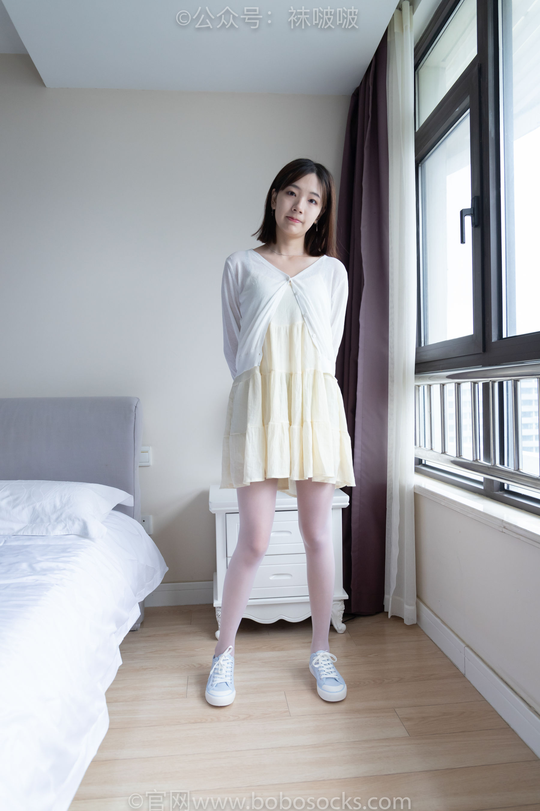 BoBoSocks袜啵啵 No.005 小甜豆-帆布鞋、薄白丝_第1张
