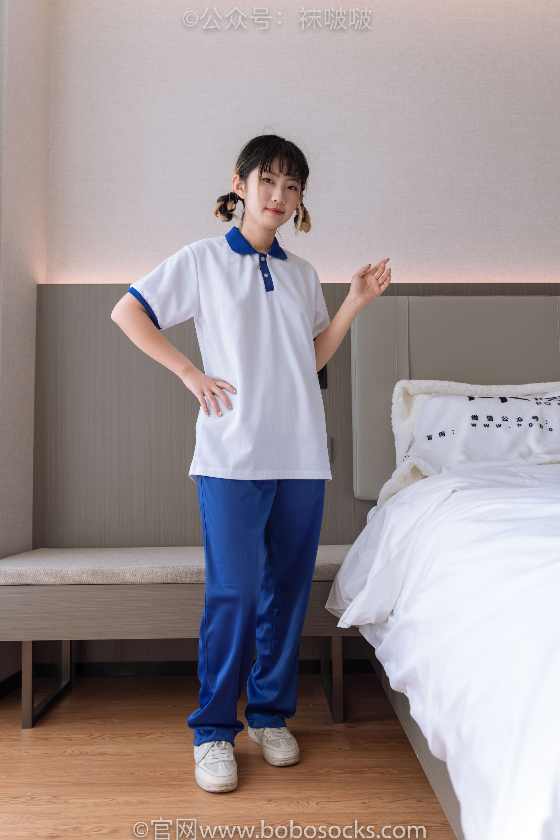 BoBoSocks袜啵啵 No.042 砂糖-校服、板鞋、白棉袜、油亮白丝_第2张