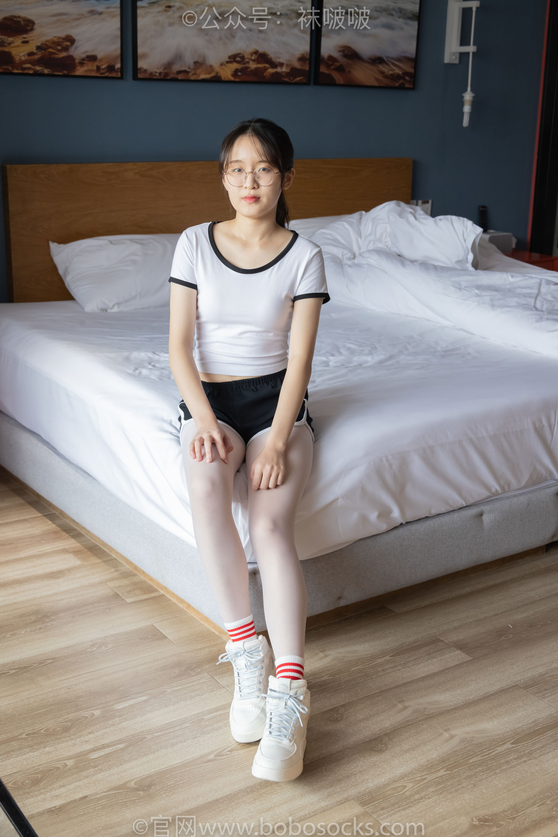 BoBoSocks袜啵啵 积分限定作品004 熊熊-板鞋、白棉袜、白丝_第4张