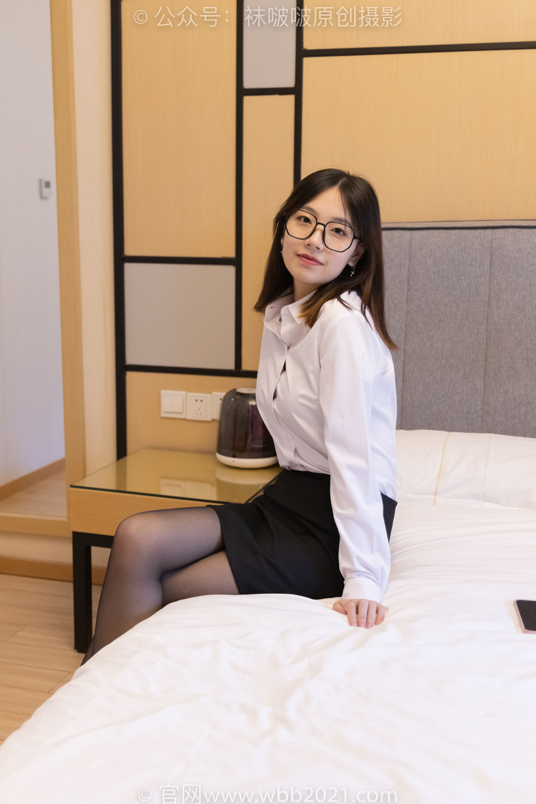 BoBoSocks袜啵啵 No.244 小甜豆 -高跟鞋、黑丝、ol制服_第1张