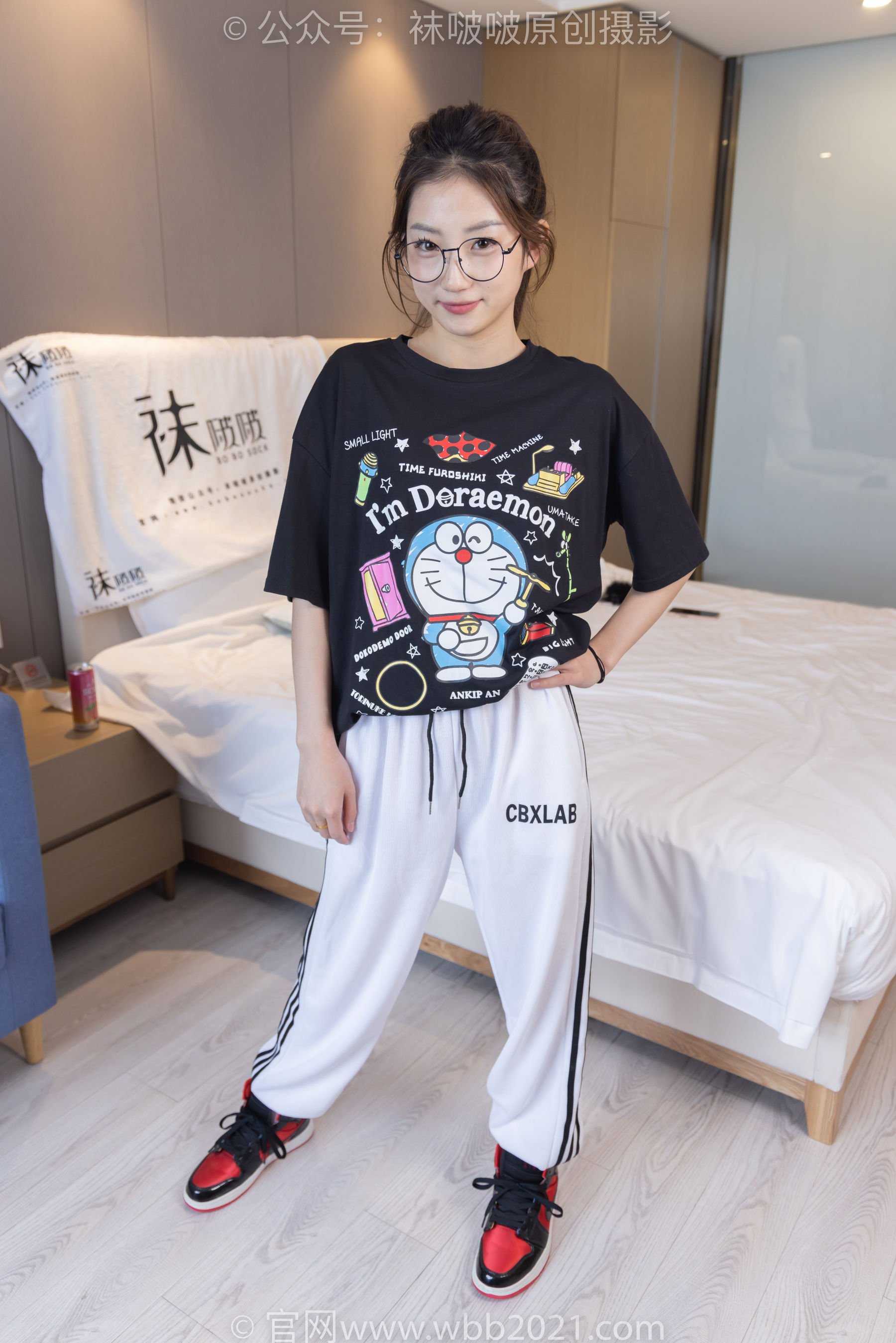 BoBoSocks袜啵啵 No.382 小沫 -板鞋、白棉袜_第1张