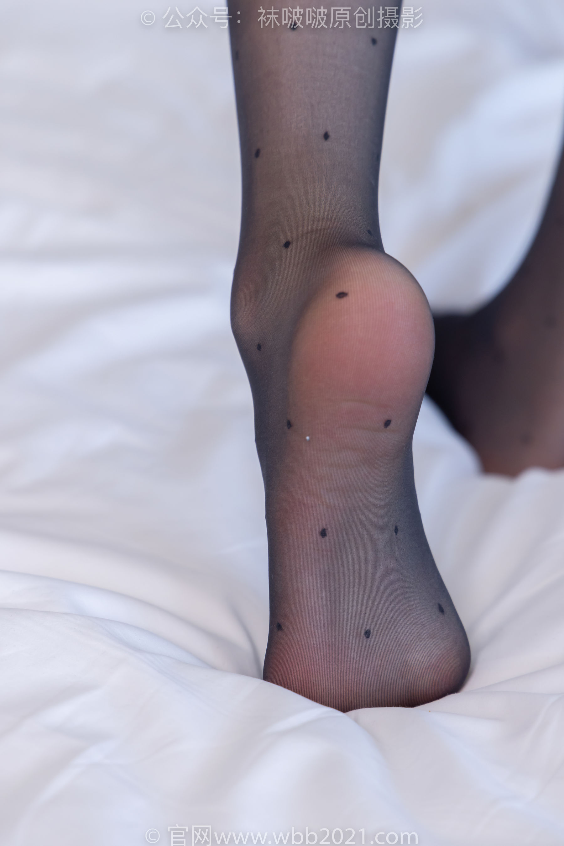 BoBoSocks袜啵啵 No.403 稚予 -高跟鞋、板鞋、波点黑丝、波点白丝_第3张