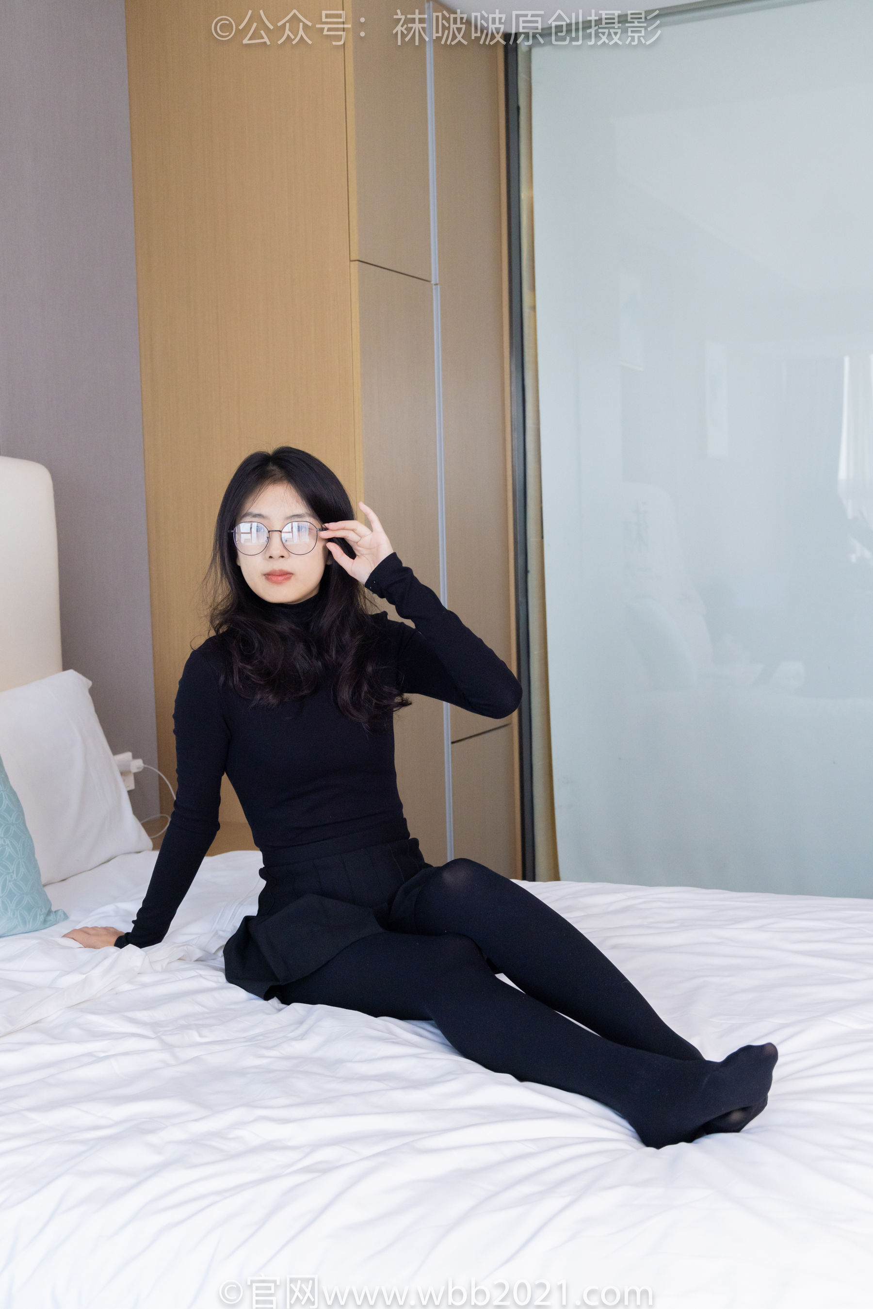 BoBoSocks袜啵啵 No.430 奶油 -平底鞋、厚黑丝、丝袜踩奶油小蛋糕剧情_第5张