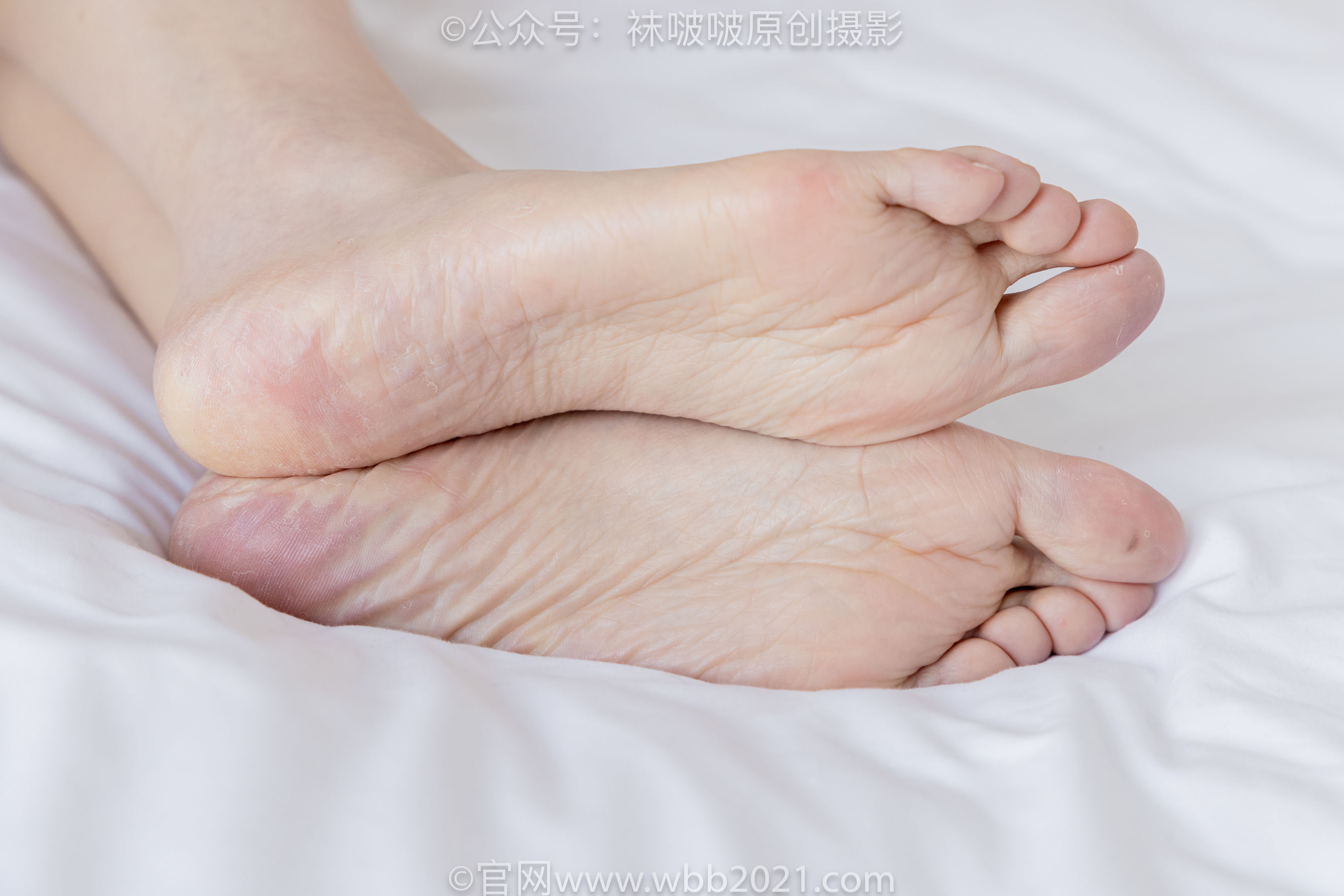 BoBoSocks袜啵啵 No.522 小甜豆 - 板鞋、高跟鞋、薄黑丝、薄白丝、裸足_第2张