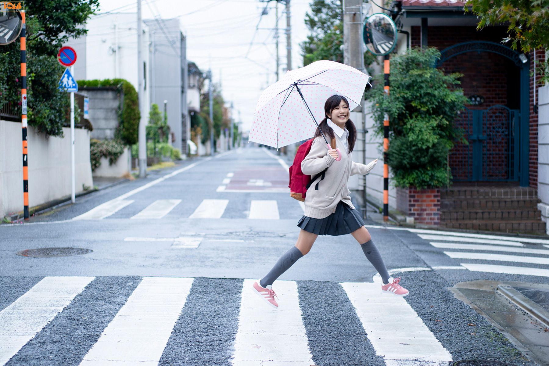 [BOMB.tv] 2020.01 Rio Yoshida 吉田莉桜『雨の土曜日、君に恋した。』_第5张
