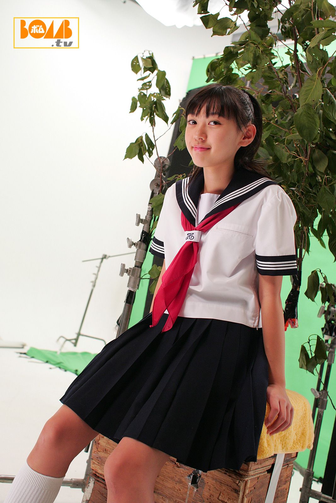 [Bomb.TV] Suika 日本萝莉少女3_第3张