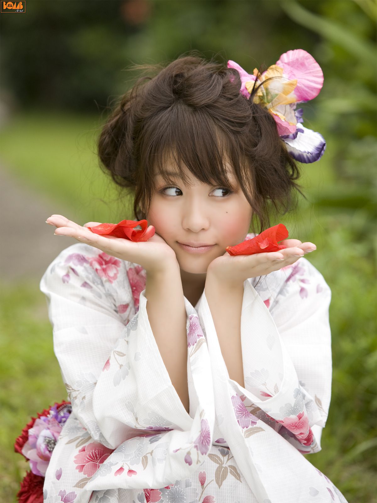 [Bomb.TV] 2008年11月刊 西田麻衣 Mai Nishida_第2张