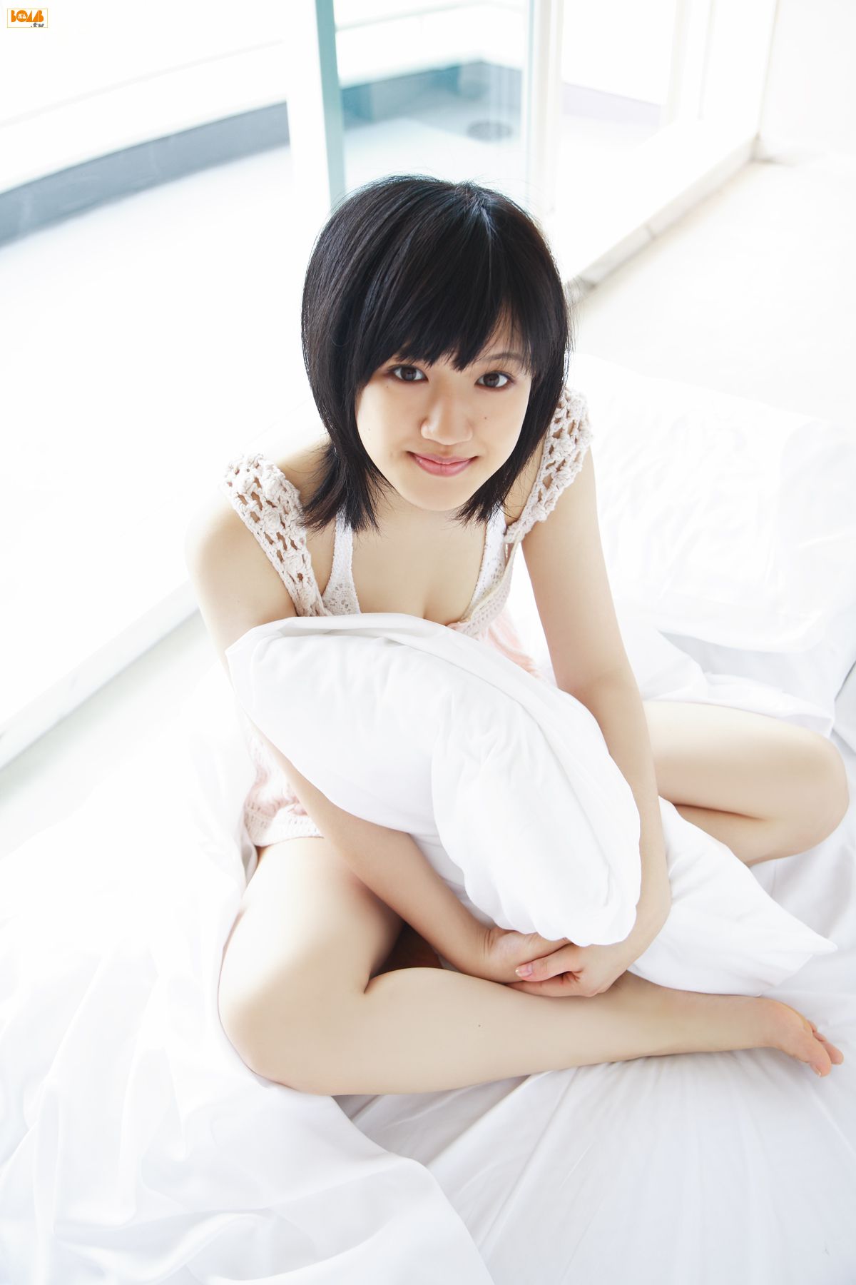 三浦葵/三浦萌《The Miura Sisters》  [Bomb.TV] 2009年11月刊_第3张